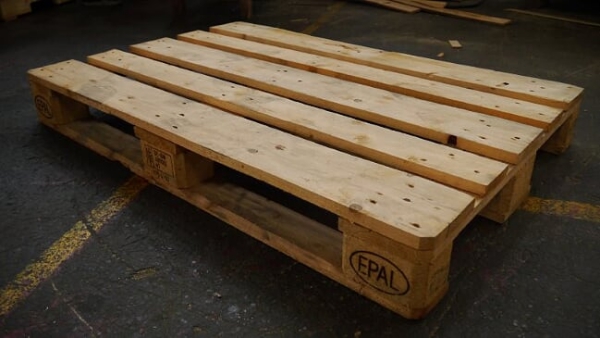 首頁 立隆木業有限公司棧板 木棧板 木箱 木製品 二手棧板 木材加工 貨櫃出口固定